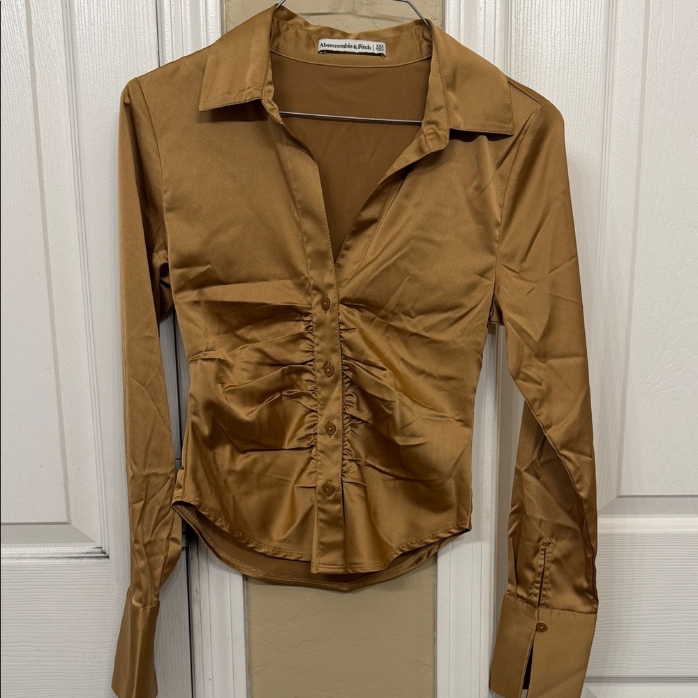 Abercrombie & Fitch Satin Ruched Button-Down Shirt - Camel Brown